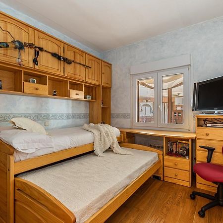 Waou Deluxe Cottage Titulcia Dış mekan fotoğraf