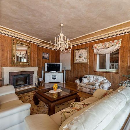 Waou Deluxe Cottage Titulcia Dış mekan fotoğraf
