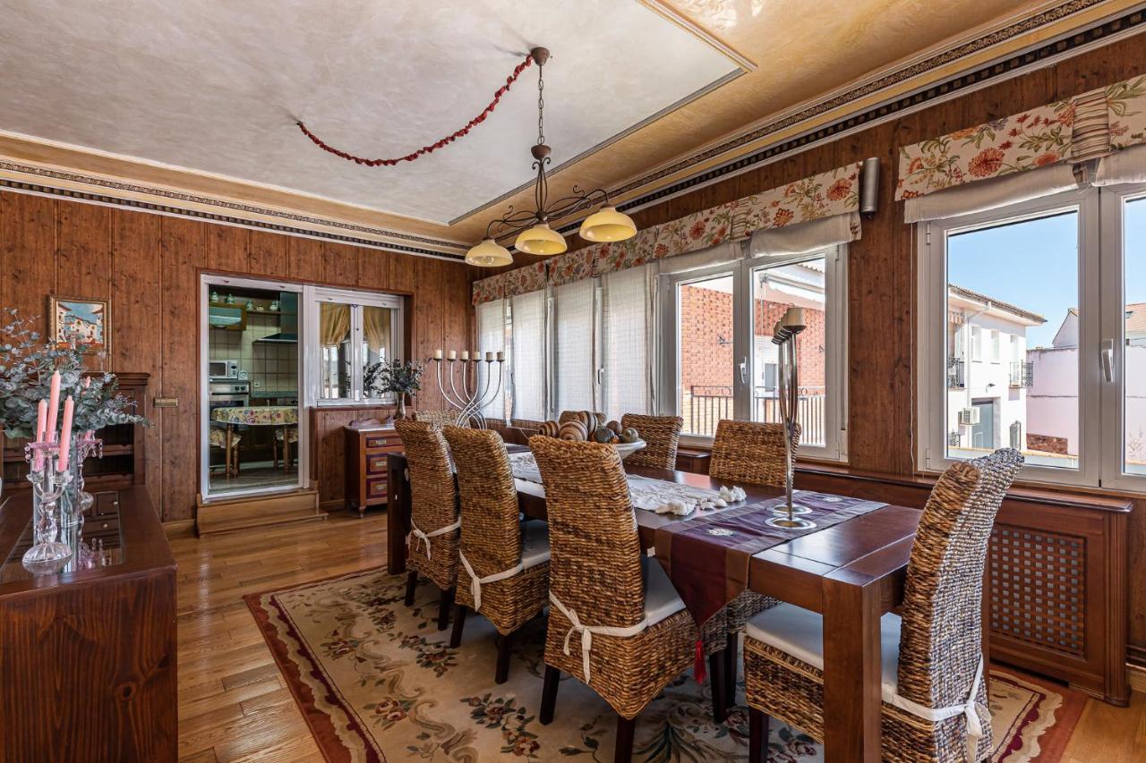 Waou Deluxe Cottage Titulcia Dış mekan fotoğraf