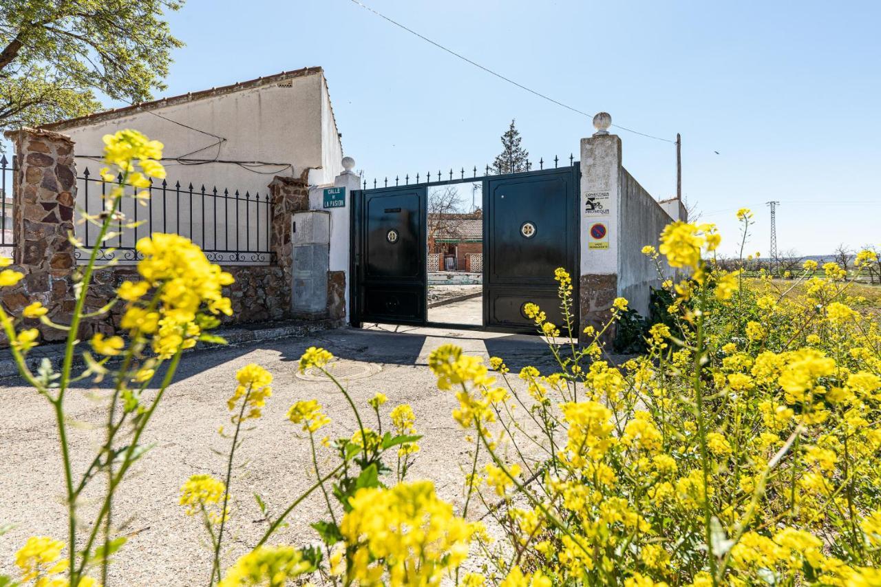 Waou Deluxe Cottage Titulcia Dış mekan fotoğraf
